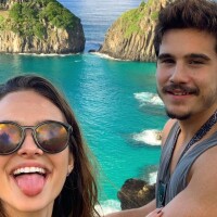Juliana Paiva e Nicolas Prattes curtem viagem de férias por Noronha: 'Paraíso'