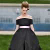 Desfile Chanel Alta-Costura Primavera/Verão 2019 na Paris Fashion Week: babado e tule