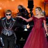 Miley Cyrus subiu ao palco do Grammy 2018 com Elton John para apresentar o clássico de 1971 'Tiny Dancer'
