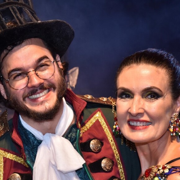 Fátima Bernardes e Túlio Gadêlha foram os convidados de honra do Baile dos Artistas, nesta sexta-feira, 15 de fevereiro de 2019