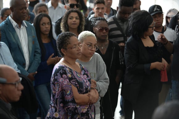 Deise foi velada na Assembleia Legislativa de São Paulo e teve morte lamentada por diversos famosos