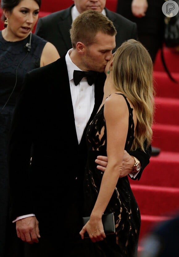Gisele Bündchen e Tom Brady se conheceram logo depois que ela terminou o namoro com Leonardo DiCaprio, que durou de 2000 a 2005