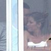 Gisele Bündchen e Tom Brady evitam expor a relação publicamente, mas trocam mensagens de amor e carinhosas nas redes sociais