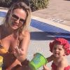 Manuela, filha de Eliana e Adriano Ricco, já roubou a cena ao curtir piscina com a mãe