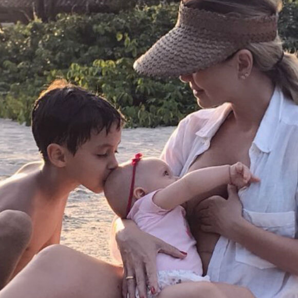 Arthur, filho de Eliana, é apaixonado pela irmã, Manuela