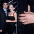 No primeiro noivado, com o empresário cubano Onjani Noa, Jennifer Lopez fanhou um anel de R$ 363 mil