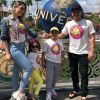Wesley Safadão combinou roupa com filhos, Yhudy, Ysis e Dom, e a mulher, Thyane Dantas, nesta sexta-feira, 15 de março de 2019
