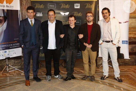 Filme 'Trinta' é lançado no Rio em sessão de gala que recebeu o elenco Matheus Nachtergaele, Paulo Machline e Milhem Cortaz no Theatro Municipal, no Rio