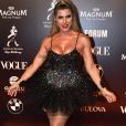 Baile da Vogue: Ana Paula Minerato foi com vestido brilhos com saia de tule volumosa, parecendo uma bailarina