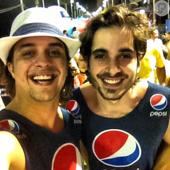 Fiuk é primo do ator Guilherme Boury. Famoso pelo papel na novela 'Prova de Amor', da Record, ele é sobrinho de Fábio Jr., pai de Fiuk