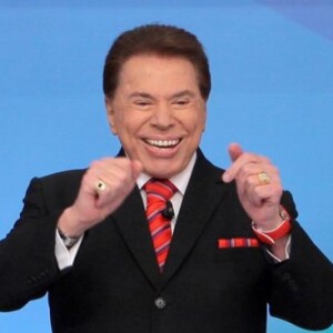 Silvio Santos provocou Claudia Leitte durante o seu programa neste domingo, 24 de março de 2019: 'Ela faz show e enche o saco!'