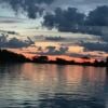 Dupla de Maraisa, Maiara compartilhou uma foto do pôr do sol visto do rio Piquiri, no Pantanal mato-grossense