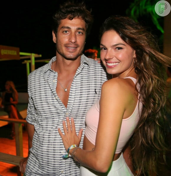 Isis Valverde é casada com modelo e empresário André Resende, com quem tem um filho