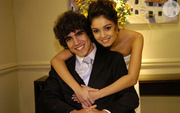 Sophie Charlotte e Caio Castro se conheceram durante as gravações de 'Malhação', em 2007. Os dois namoraram por três meses
