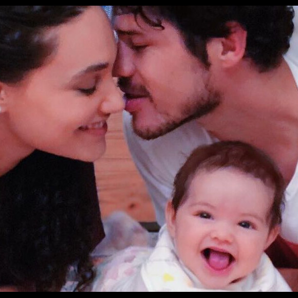 Débora Nascimento e José Loreto são pais da pequena Bella, de 10 meses