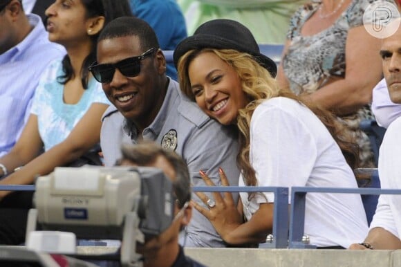 Jay-Z e Beyoncé são pais da pequena Blue Ivy Carter, de apenas 1 ano