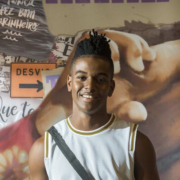 Camelo (Ronald Sotto) – Neto de Margarida e irmão caçula de Serginho. Com apoio do irmão, seguiu os estudos. Se sustenta através do rap e vê na música sua chance de crescer na vida. Gosta de Raíssa (Dora de Assis), mas acaba se envolvendo com Nanda (Gabriella Mustafá) na nova 'Malhação - Toda Forma de Amar'