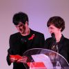 Julia Lemmertz apresentou premiação de cinema ao lado de Mateus Solano no Rio