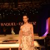 Vestido da coleção de Raquel de Queiroz: muito brilho e glamour