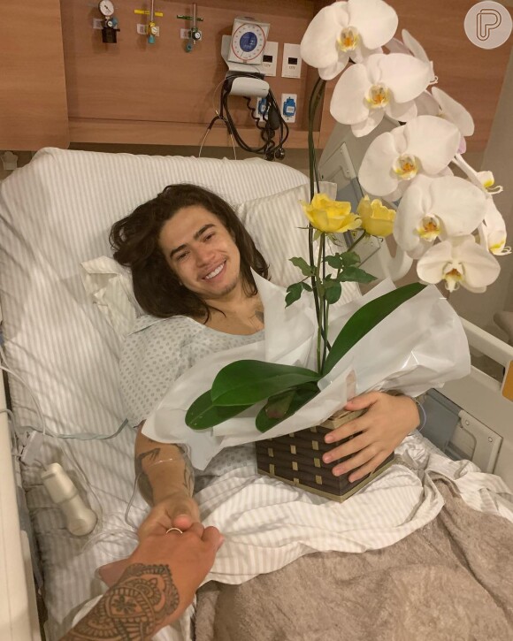 Luísa Sonza passou a noite no hospital ao lado de Whindersson Nunes