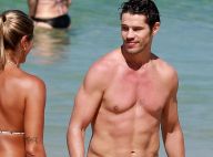 José Loreto joga futevôlei e posa para fotos com fãs em praia do Rio. Veja!