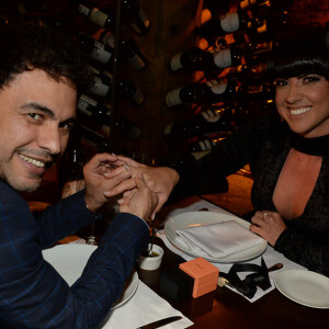 Zezé Di Camargo está noivo de Graciele Lacerda. Casal se ter casamento em 20 de fevereiro de 2020