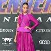 Atrizes na premiere de Vingadores: Zoe Saldana deslumbrante com mix de rosa e roxo