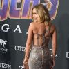 Atrizes na premiere de Vingadores: costas do vestido de Scarlett Johansson era vazada com recortes