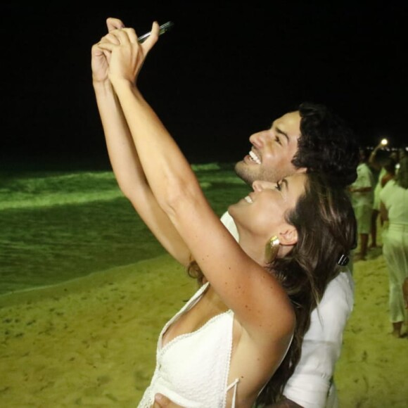 Alexandre Pato possui boa relação com Silvio Santos, pai de Rebeca Abravanel