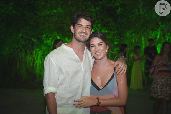 Alexandre Pato e Rebeca Abravanel assumiram namoro em dezembro de 2018