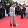 A top model Sara Sampaio no tapete vermelho de Cannes
