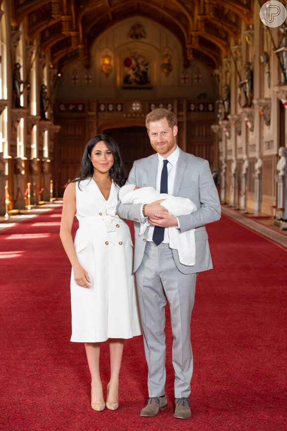 Marido de Meghan Markle, o príncipe Harry descreveu o filho, Archie, como 'calmo e doce' após o nascimento do menino