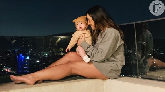 Sabrina Sato publica foto ao lado da filha, Zoe, nesta quarta-feira, dia 22 de maio de 2019