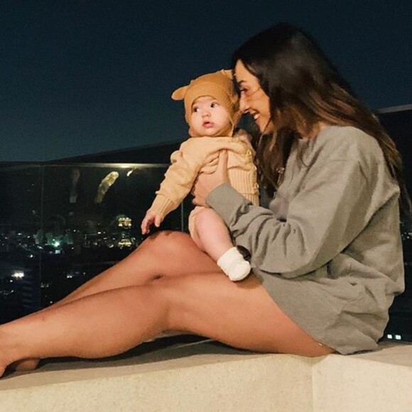 Sabrina Sato publica foto ao lado da filha, Zoe, nesta quarta-feira, dia 22 de maio de 2019