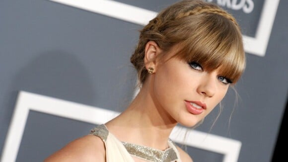 Taylor Swift fica com cachê de show cancelado e é processada