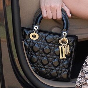 Andressa Suita repete bolsa Dior em look desta segunda-feira, dia 03 de junho de 2019