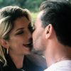 Antonia Fontenelle e Eduardo Costa apareceram aos beijos em imagens divulgadas pela atriz e pelo sertanejo