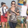 Juliana Didone corre na orla de praia do Rio de Janeiro