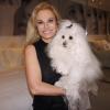 Brunete Fraccaroli, do 'Mulheres Ricas 1', cria conta no Twitter para sua cadelinha, Sissi, que já mais de 200 seguidores e 'conversa' com eles, em 12 de fevereiro de 2013