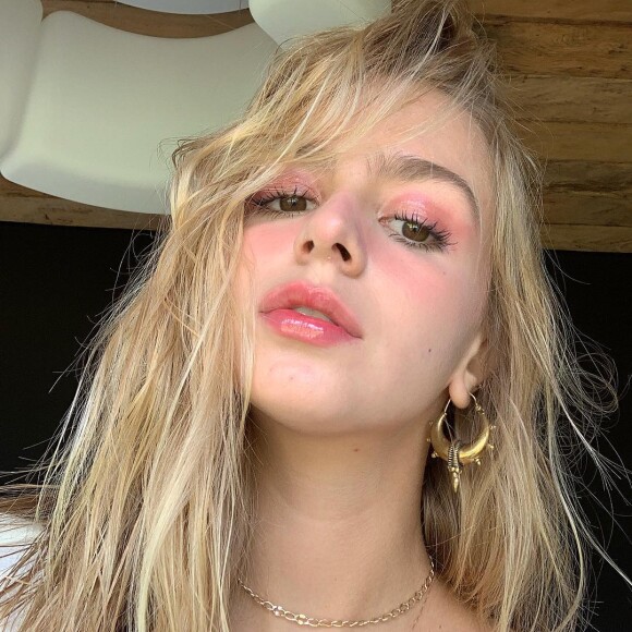 'É uma honra e um grande desafio dividir o papel com a Grazi. É muito legal como atriz ver o que ela já criou', disse Isabella Scherer