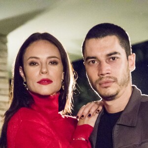 Vivi (Paolla Oliveira) terá um divisor de águas no dia do seu casamento com Camilo (Lee Taylor) na novela 'A Dona do Pedaço'