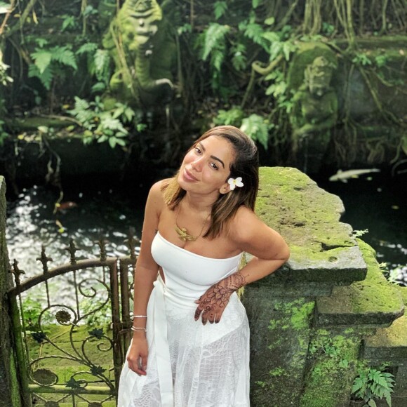 Anitta beijou 28 pessoas na gravação do clipe e de lá saíram o melhor e o pior beijo