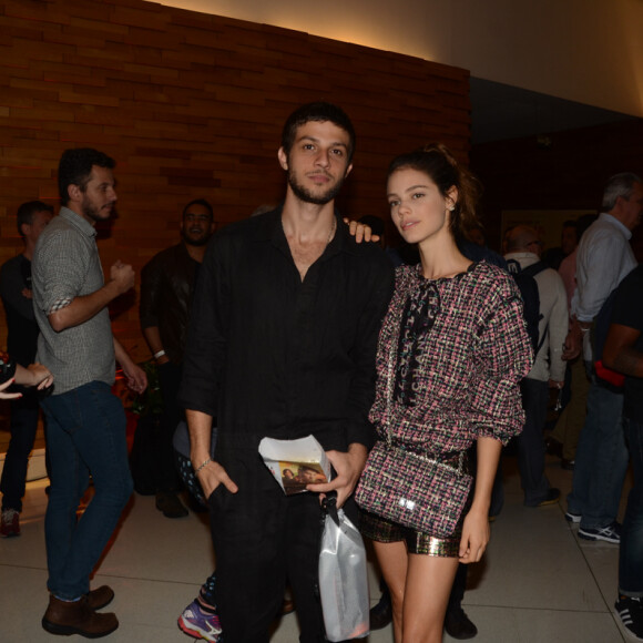 Chay Suede e Laura Neiva estão casados há quatro meses