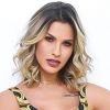 Andressa Suita escolheu look moderno dourado para o Villa Mix neste domingo, 30 de junho de 2019