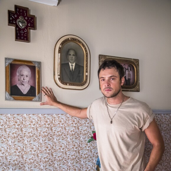 'Sérgio Guizé também está feliz e atuando com maestria em 'A Dona do Pedaço'. Torço pelo meu parceiro. A felicidade dele é a minha', afirmou Bianca Bin sobre a novela das nove