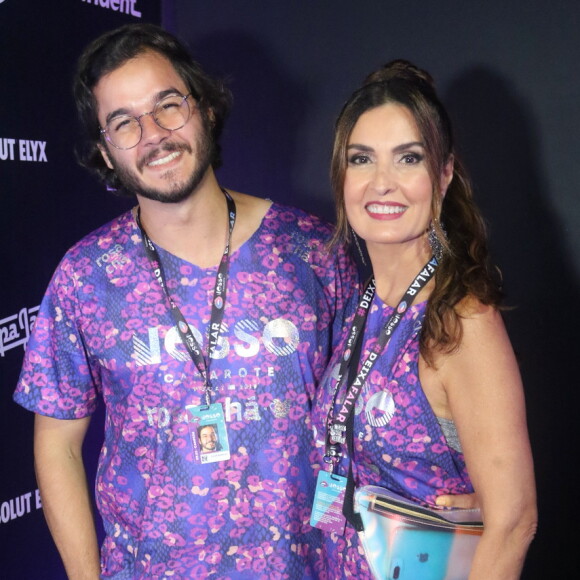 Fátima Bernardes caiu na gargalhada após Túlio Gadêlha desafinar