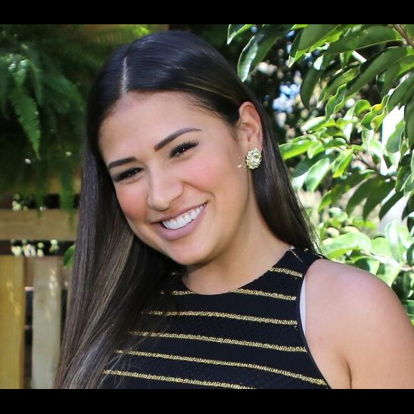 Semelhança entre Simone e Evelyn Beatriz, de 15 anos, surpreendeu cantora