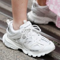 10 looks com chunky sneakers para você perder o preconceito com os tênis da vez