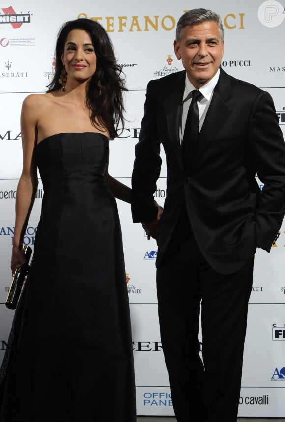 George Clooney e Amal Alamuddin também se casaram no civil