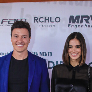 Vera Viel e Rodrigo Faro posam de mãos dadas em pré-estreia do filme 'Nada a Perder 2', de Edir Macedo, no teatro Bradesco, em São Paulo, na noite desta terça-feira, 13 de agosto de 2019